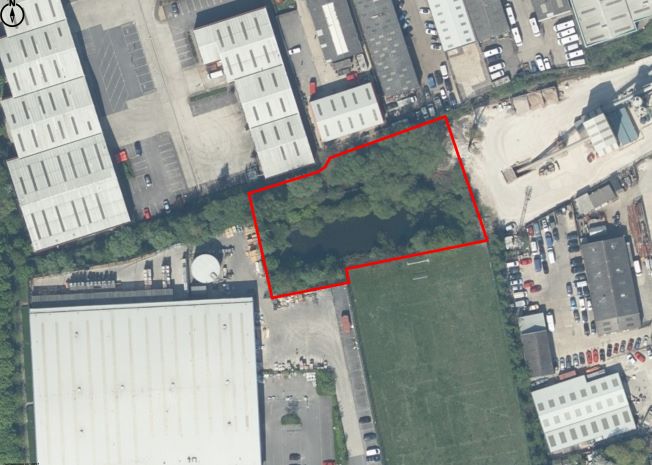 Pond/Land off, Gipsy Lane, Swindon, SN2 8DH