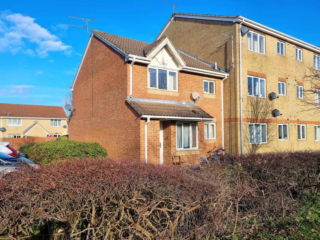 98, Barnum Court, Swindon, SN2 2AR