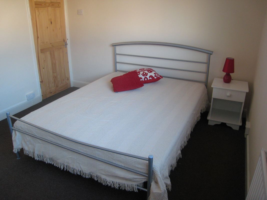 8, William Street, Swindon, SN1 5LB