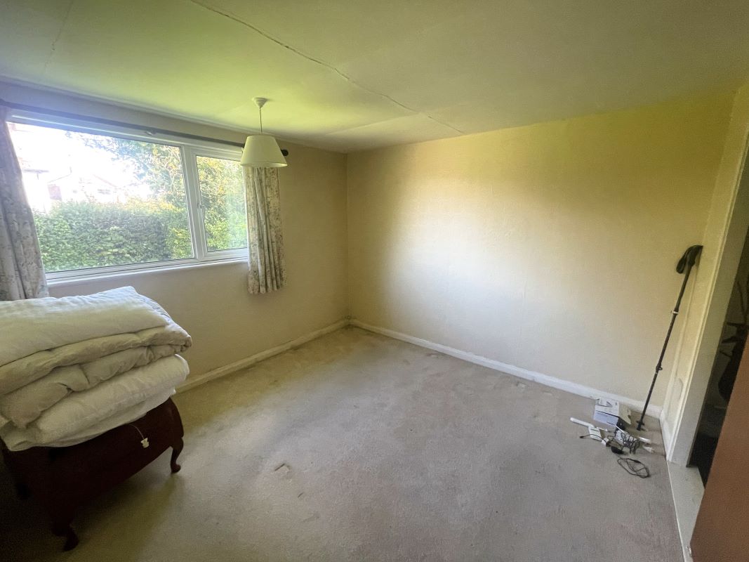 9, The Green, Devizes, Great Cheverell, SN10 5XN