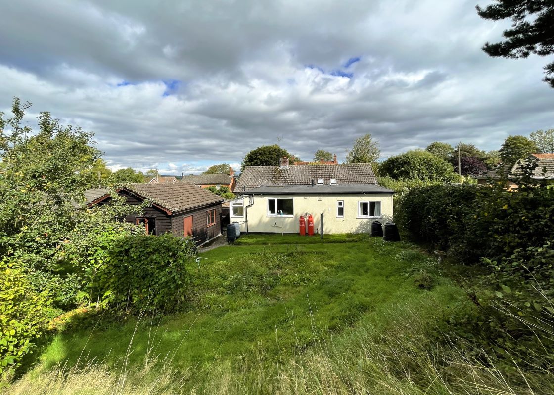 9, The Green, Devizes, Great Cheverell, SN10 5XN