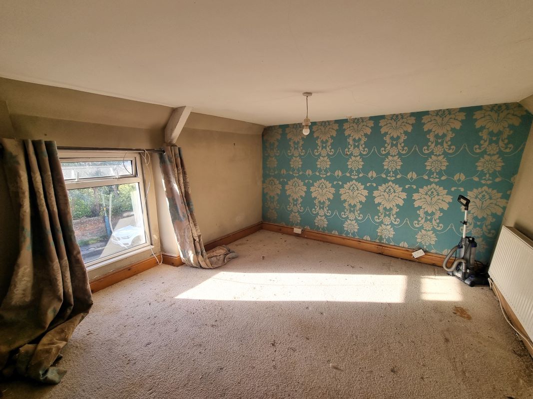 54, London Road, Calne, SN11 0AB