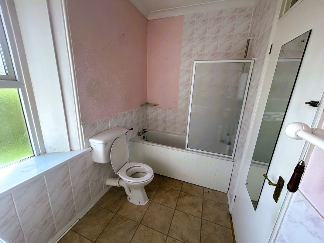 1A & 2B, Stokes Road, Corsham, SN13 9AA