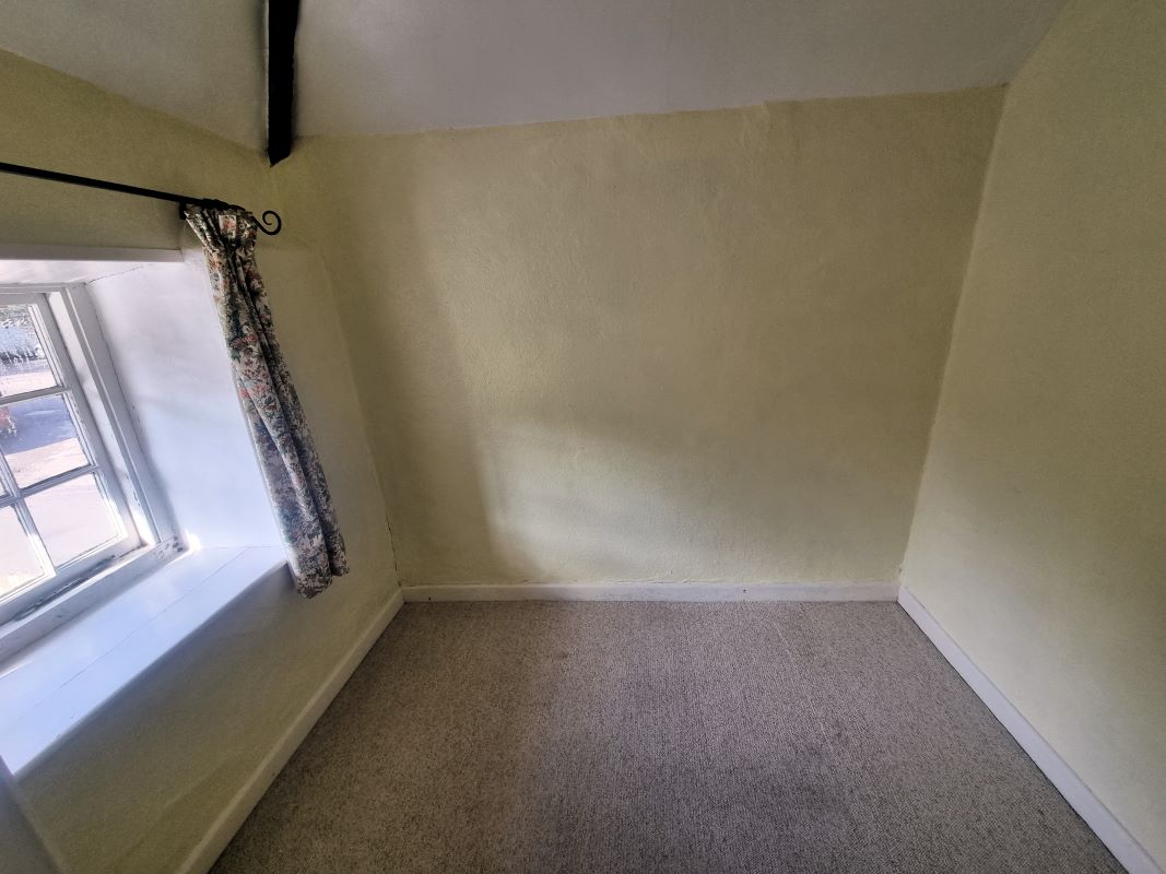 1, Oak Lane, Devizes, Easterton, SN10 4PD