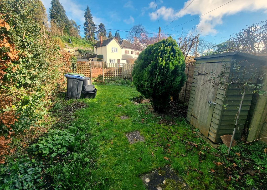 1, Oak Lane, Devizes, Easterton, SN10 4PD