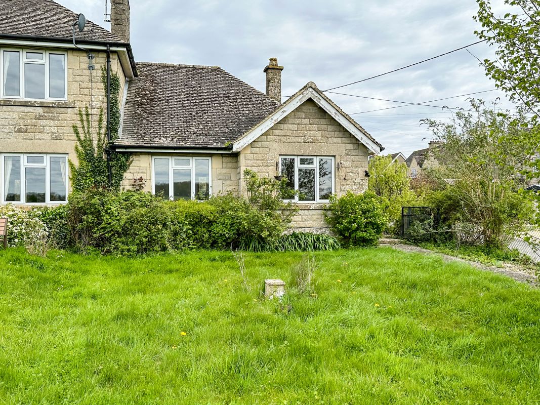 9, Tuners Lane, Malmesbury, Crudwell, SN16 9EN