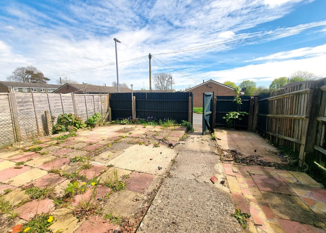 2, Spinney Close, Chippenham, SN14 0PQ