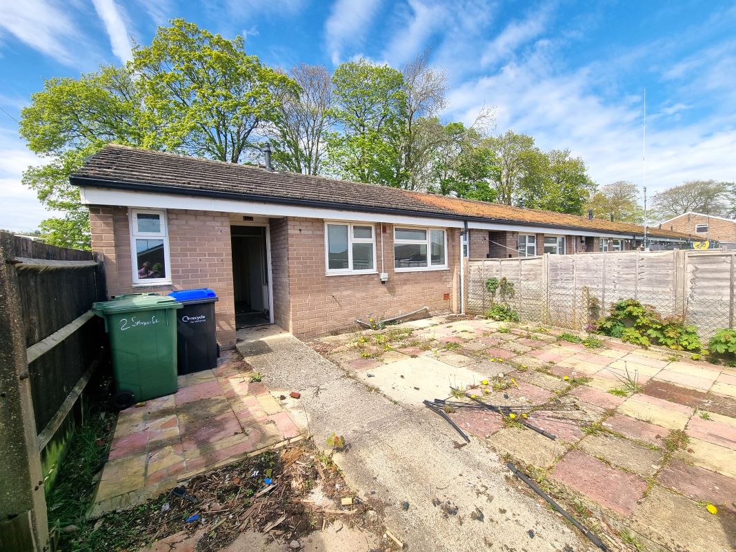 2, Spinney Close, Chippenham, SN14 0PQ