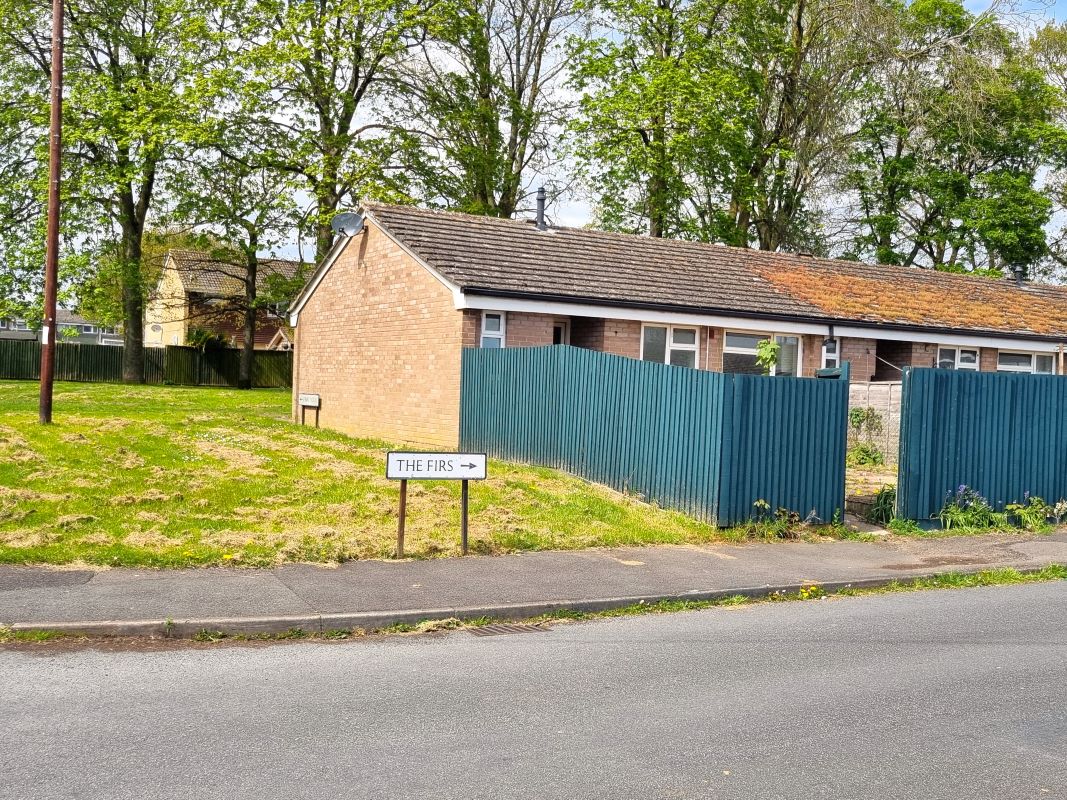 2, Spinney Close, Chippenham, SN14 0PQ