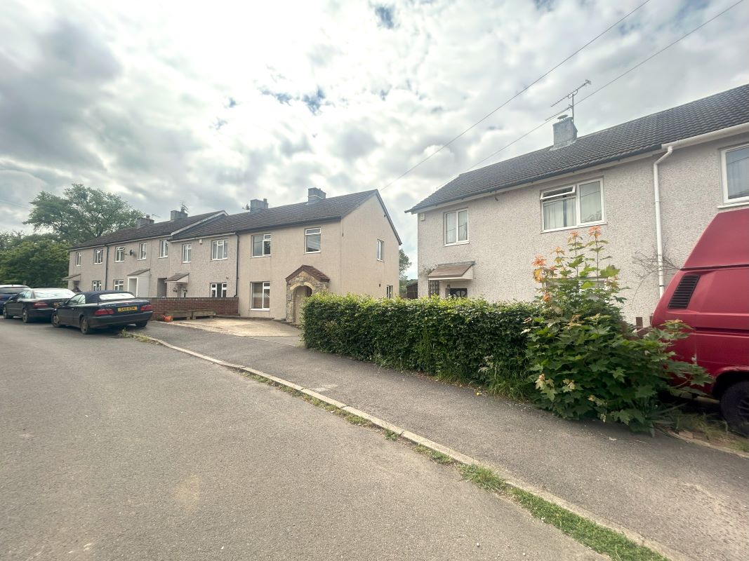 15, Mintys Top, Chippenham, Bromham, SN15 2HB