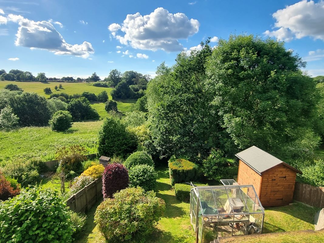 15, Mintys Top, Chippenham, Bromham, SN15 2HB