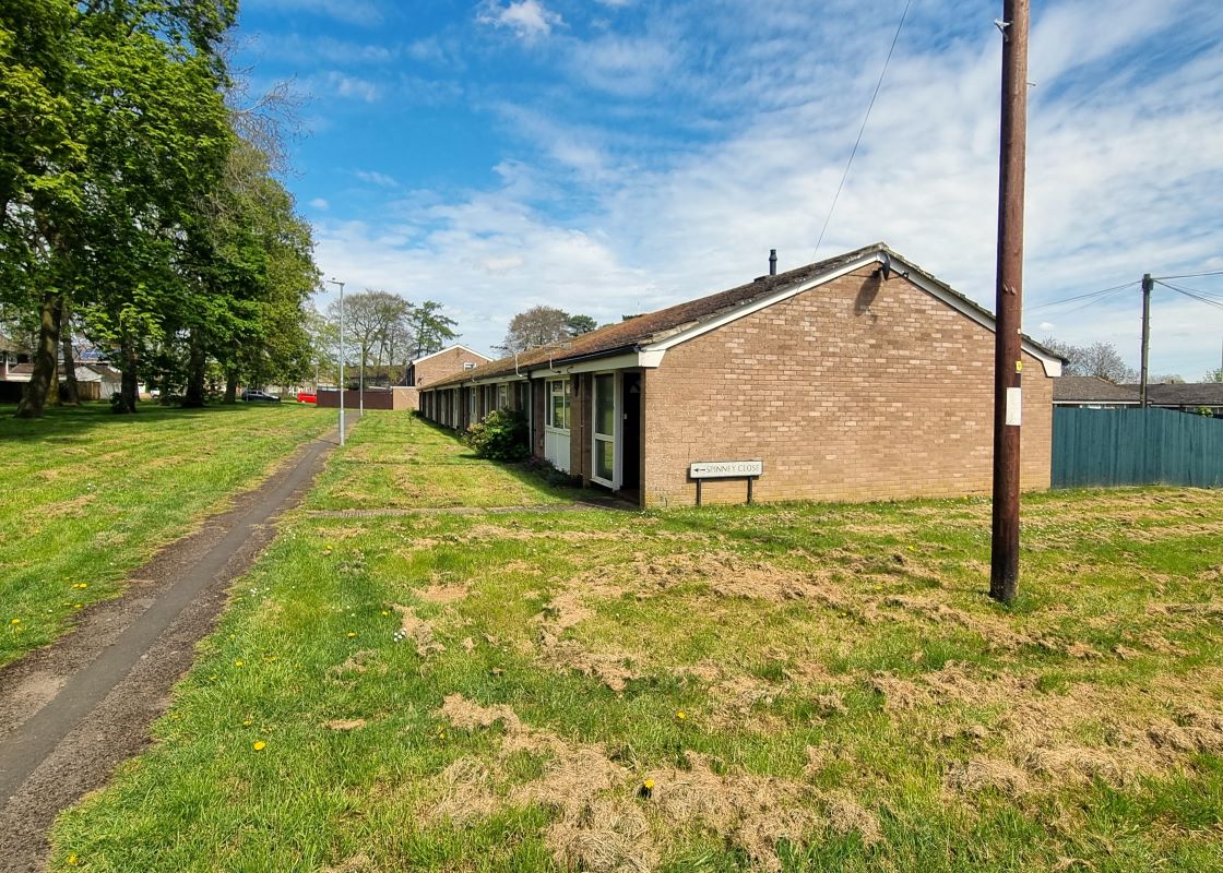 2, Spinney Close, Chippenham, SN14 0PQ