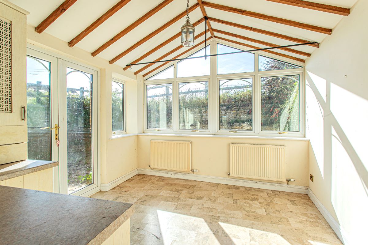 1, Cuttle Lane, Chippenham, Biddestone, SN14 7DF