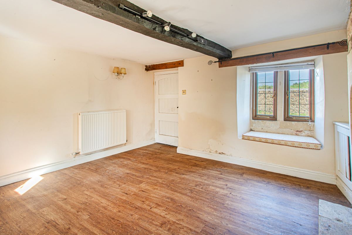 1, Cuttle Lane, Chippenham, Biddestone, SN14 7DF