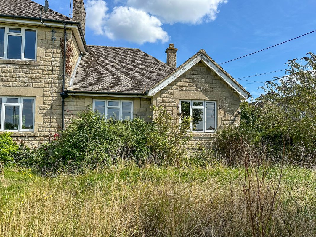 9, Tuners Lane, Malmesbury, Crudwell, SN16 9EN