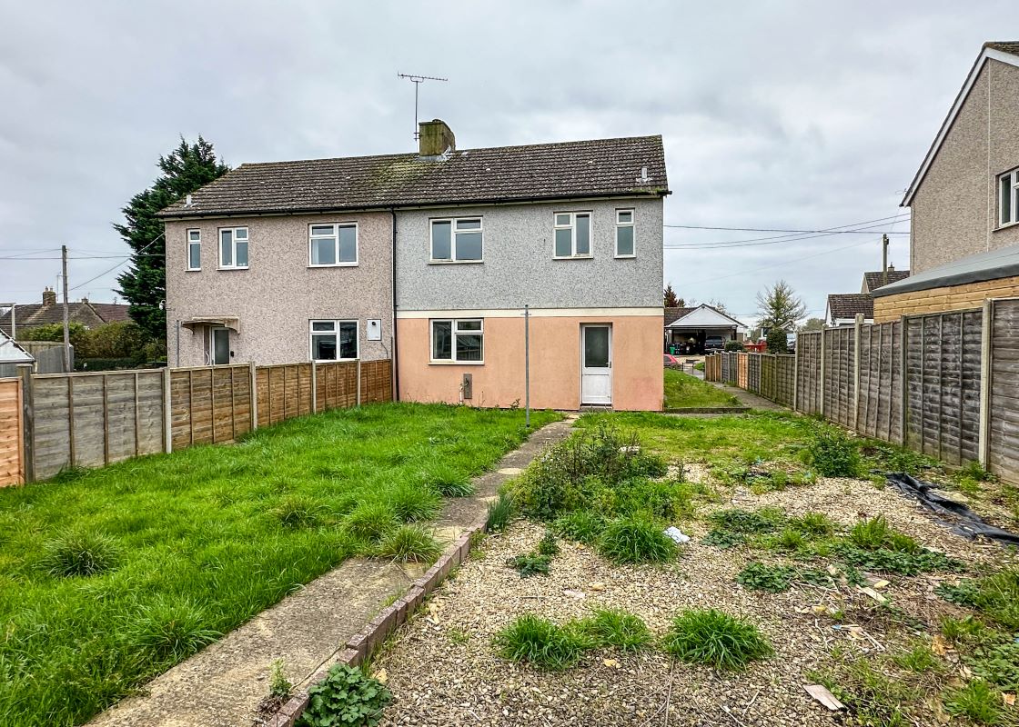 5, Newbourne Gardens, Chippenham, Lower Stanton St. Quintin, SN14 6BX