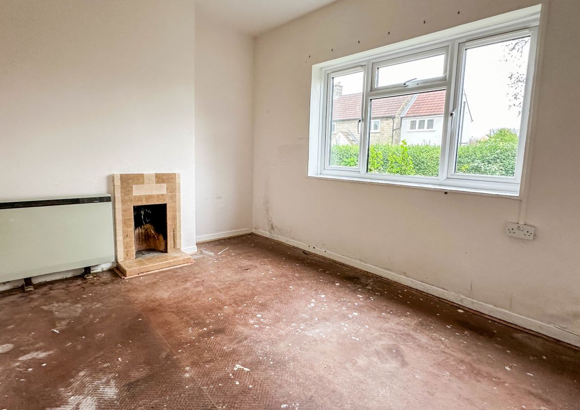 12, Greens Close, Chippenham, Hullavington, SN14 6EG