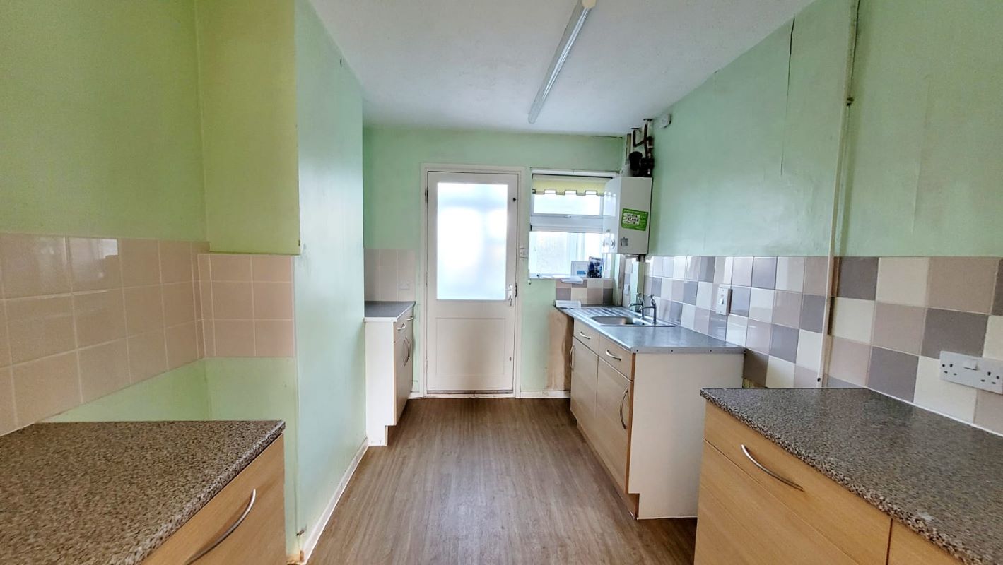 34, Martins Croft, Chippenham, Colerne, SN14 8DT