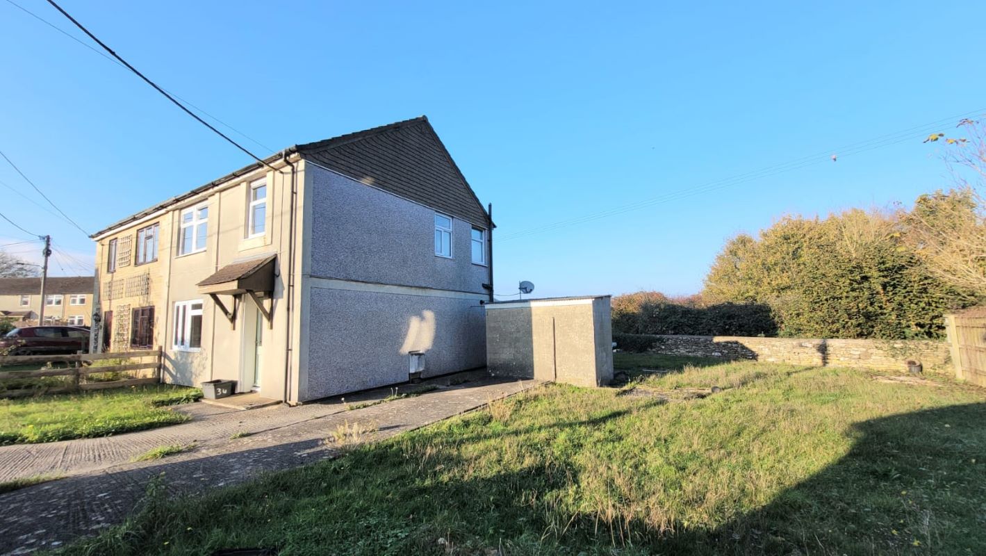 34, Martins Croft, Chippenham, Colerne, SN14 8DT