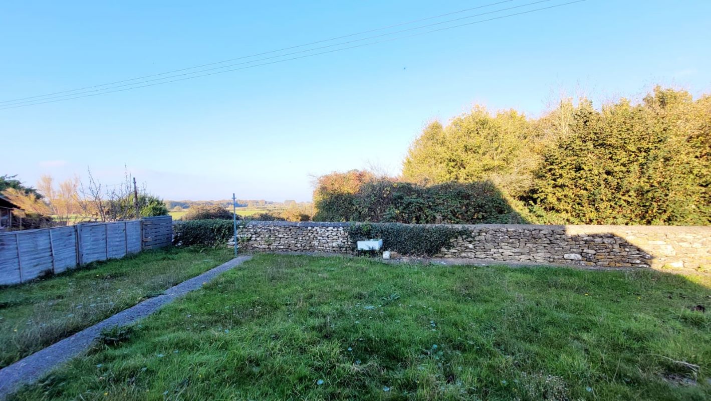 34, Martins Croft, Chippenham, Colerne, SN14 8DT