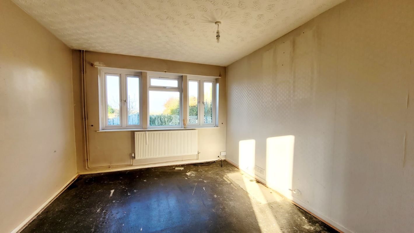 34, Martins Croft, Chippenham, Colerne, SN14 8DT