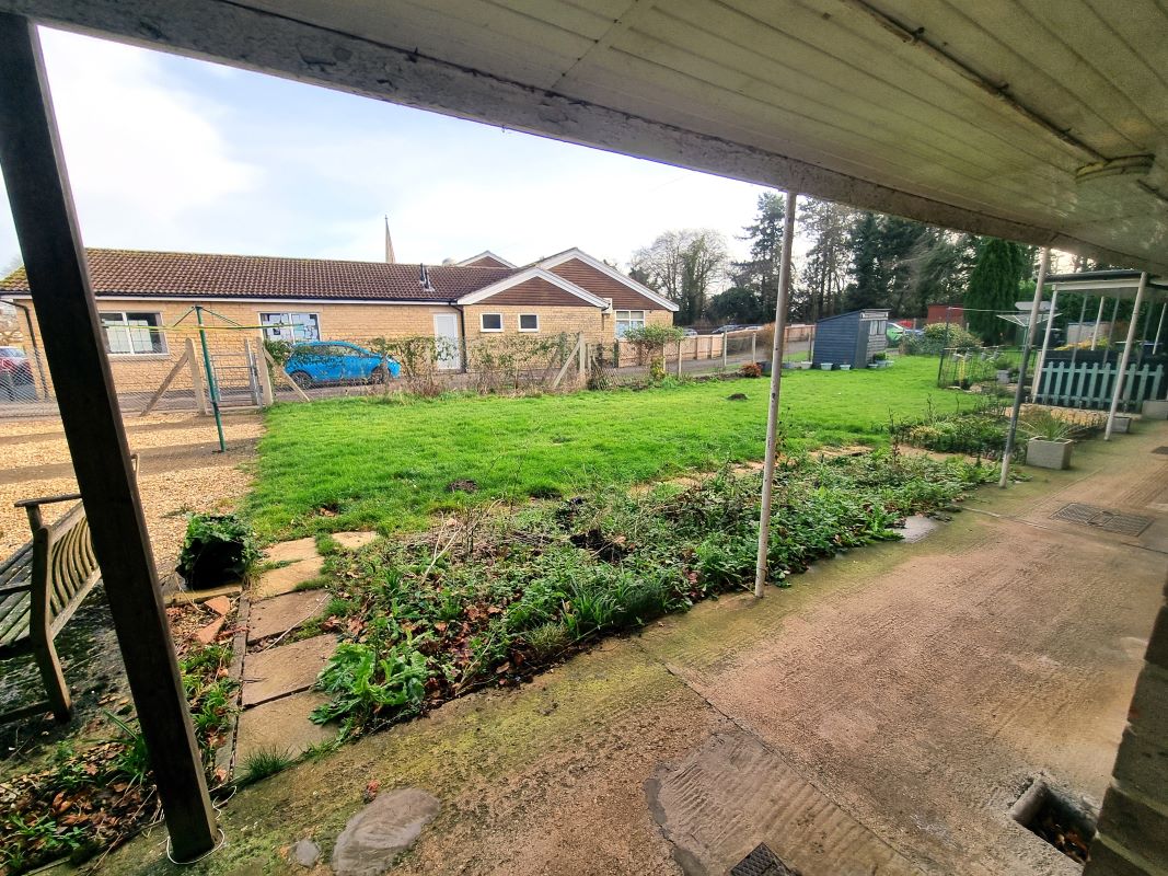 4, Tile Court, Calne, Derry Hill, SN11 9NW