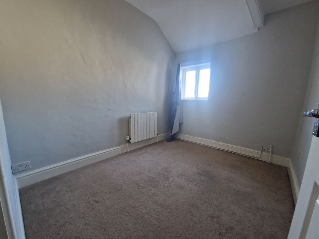 14, The Square, Marlborough, Aldbourne, SN8 2DU