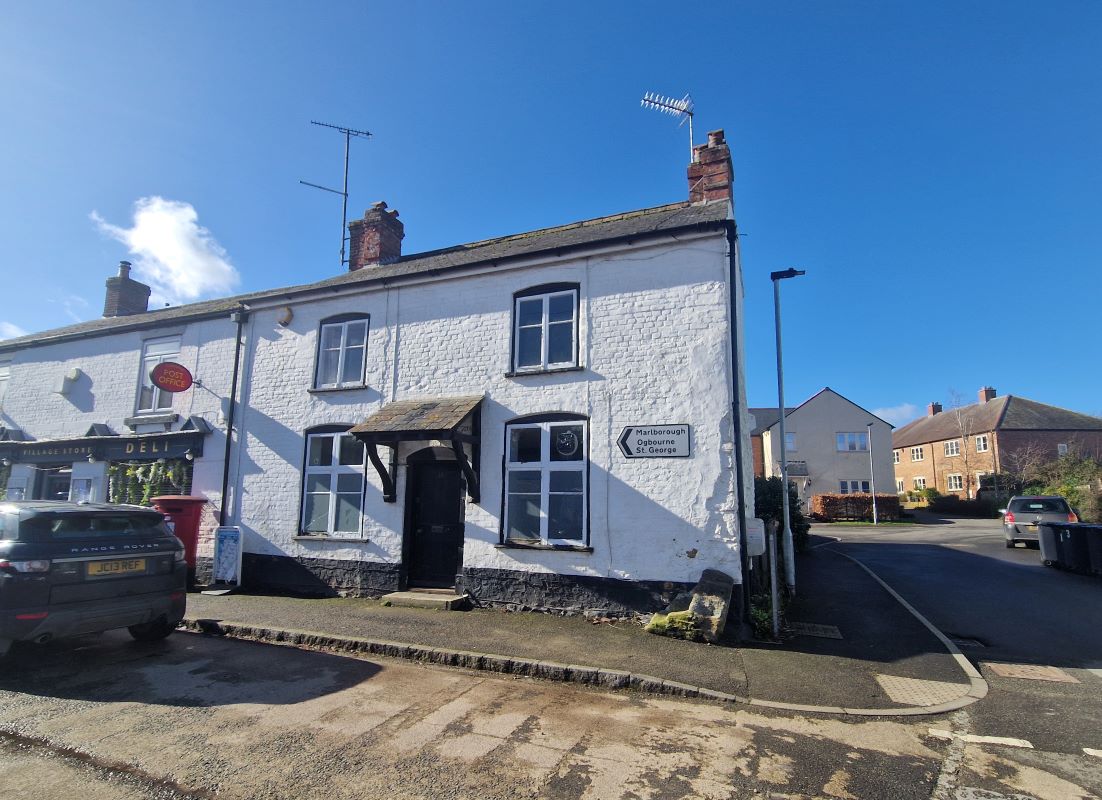 14, The Square, Marlborough, Aldbourne, SN8 2DU