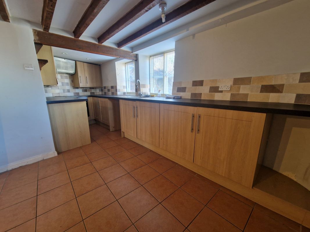 14, The Square, Marlborough, Aldbourne, SN8 2DU