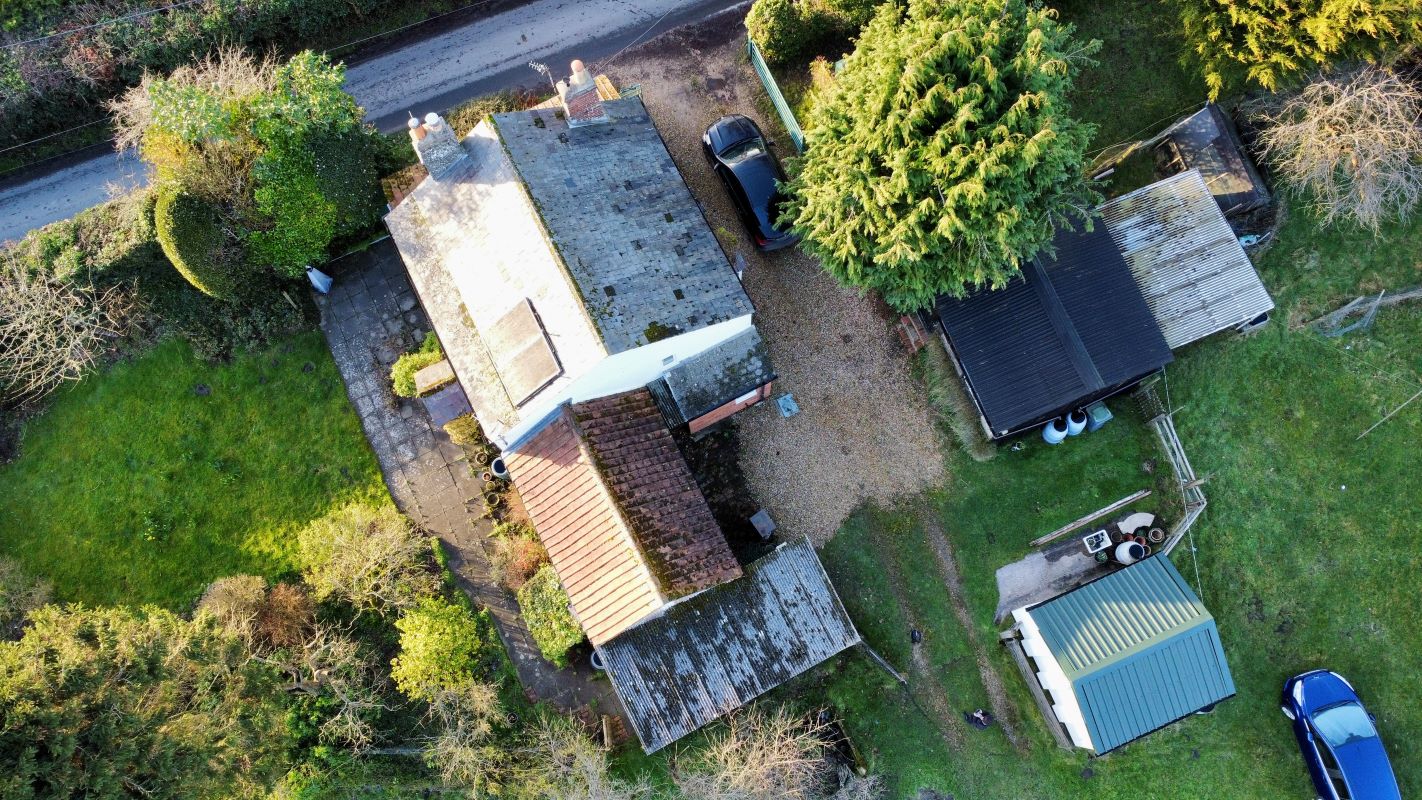 Kings Road, Devizes, Market Lavington, SN10 4PZ