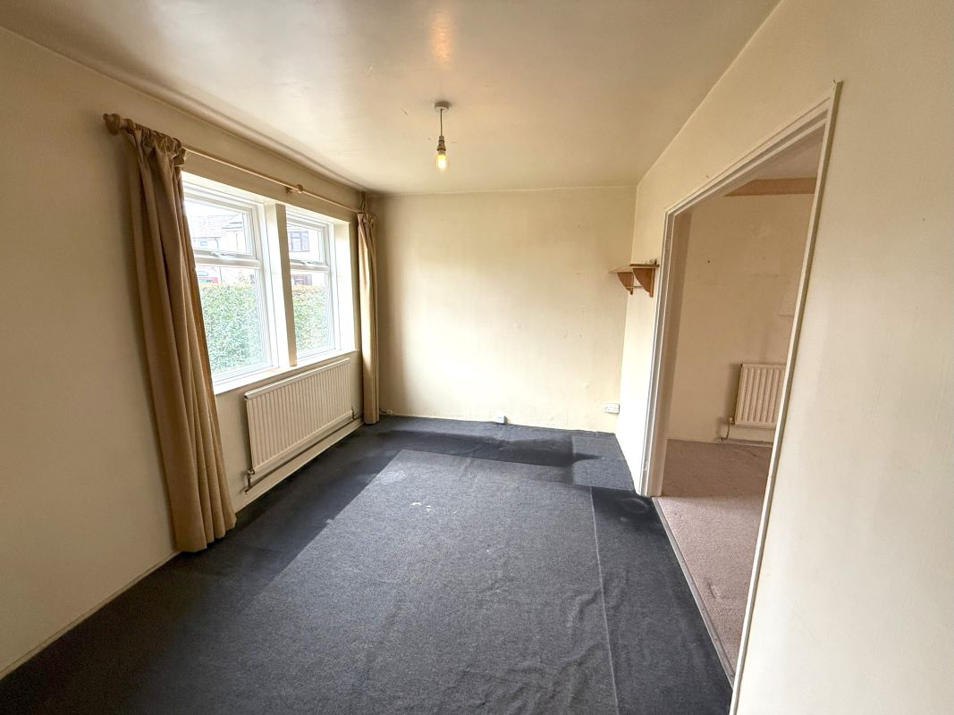 36, Martins Croft, Chippenham, Colerne, SN14 8DT
