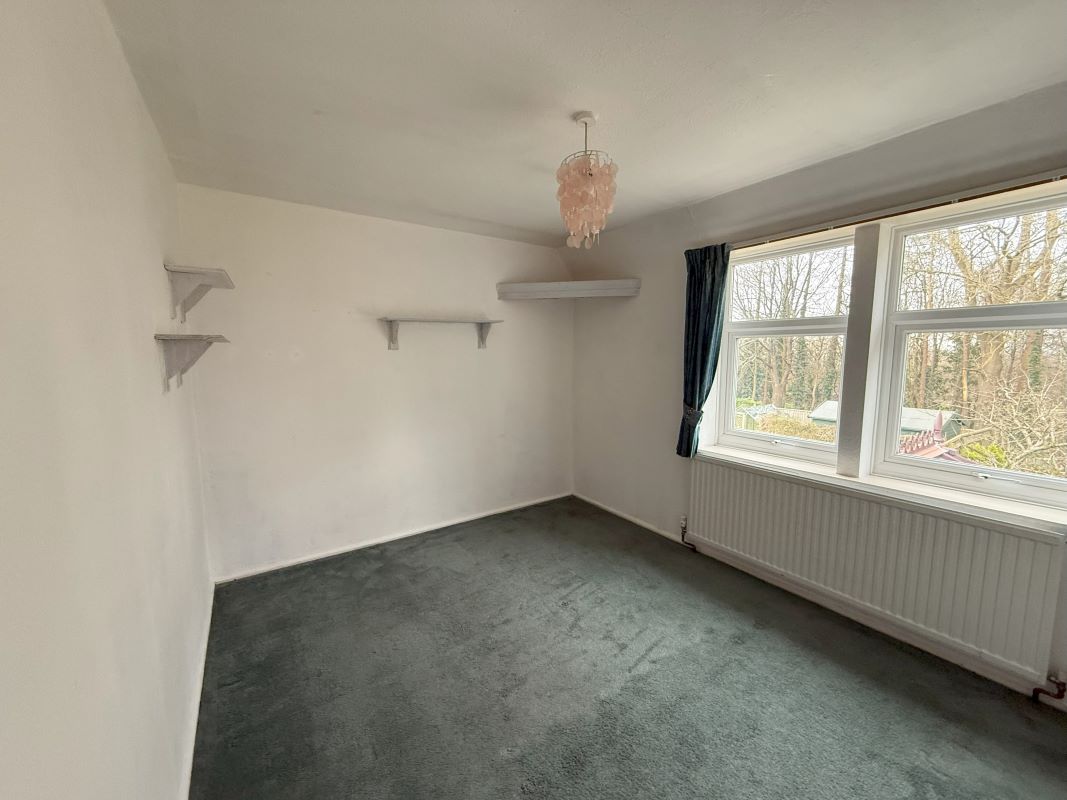36, Martins Croft, Chippenham, Colerne, SN14 8DT