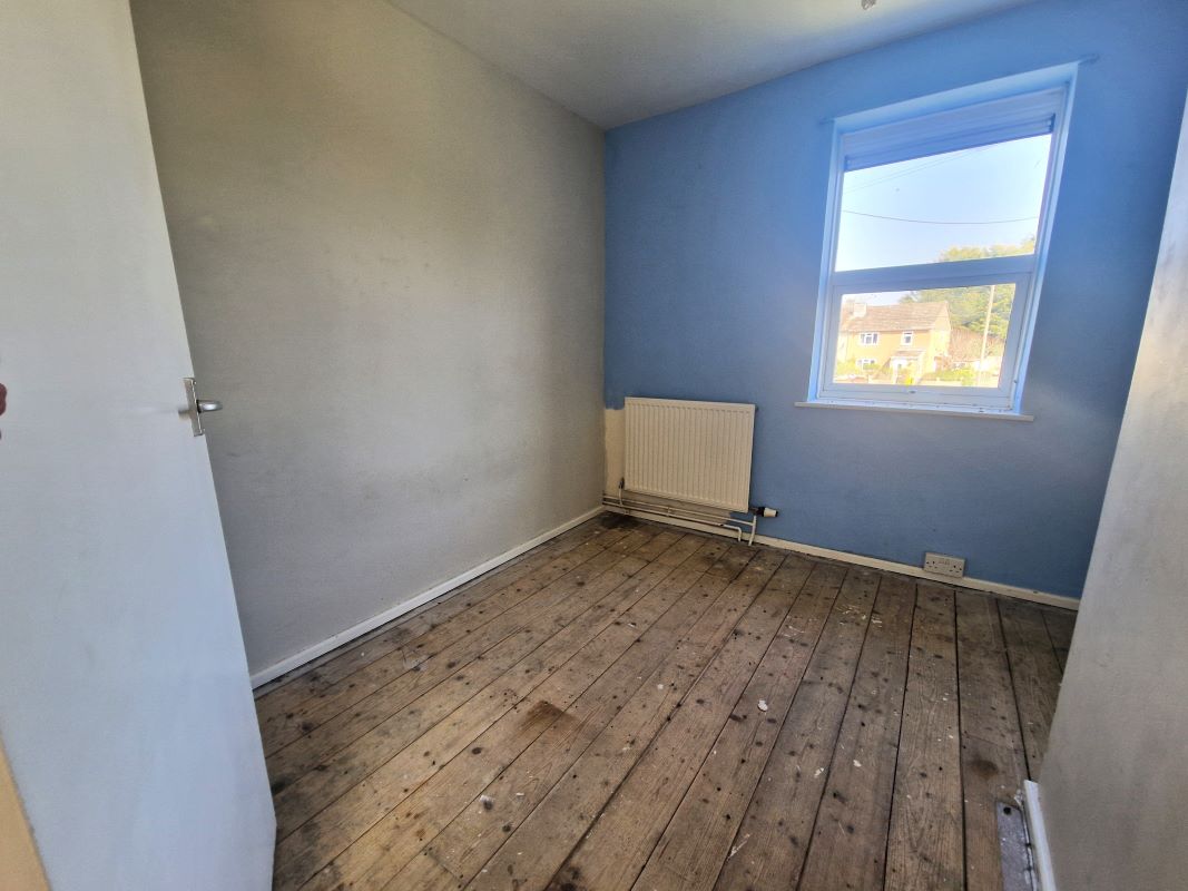 64, Whitegates, Chippenham, Castle Combe, SN14 7JW