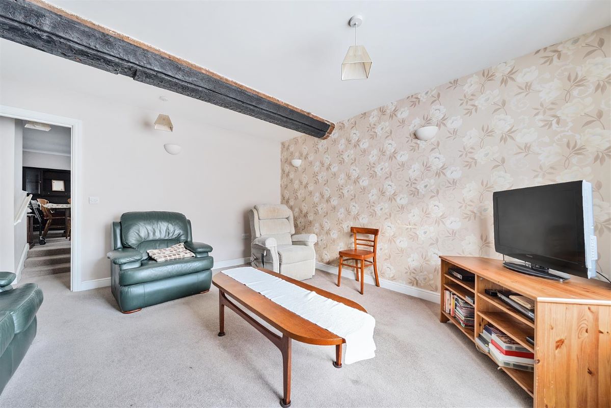 5, The Causeway, Chippenham, SN15 3BT