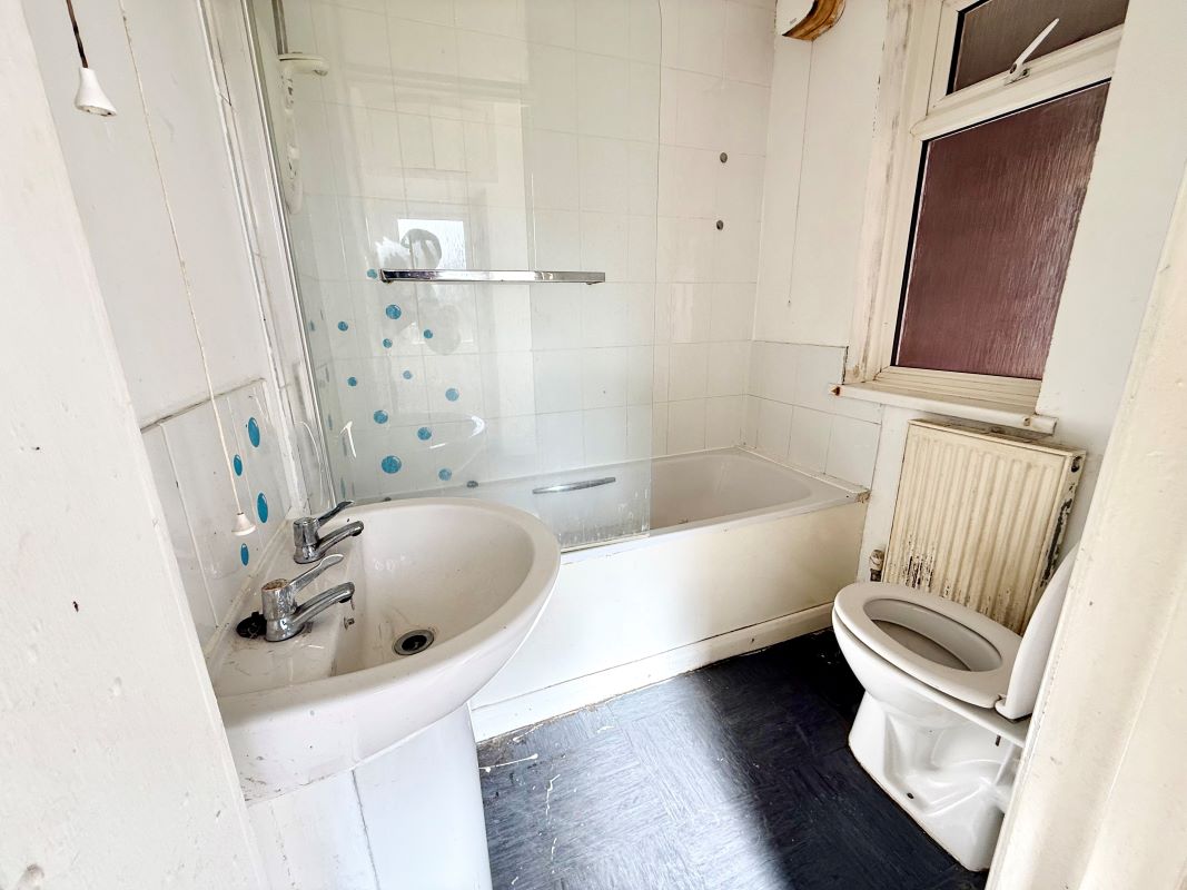 60, Studley Rise, Trowbridge, BA14 0PH