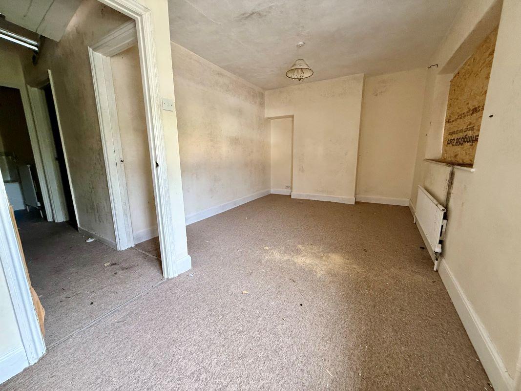 47, Upper Bloomfield Road, Bath, BA2 2RY