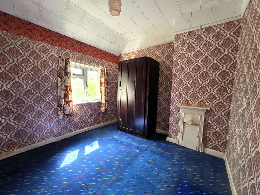 175, London Road, Chippenham, SN15 3AW