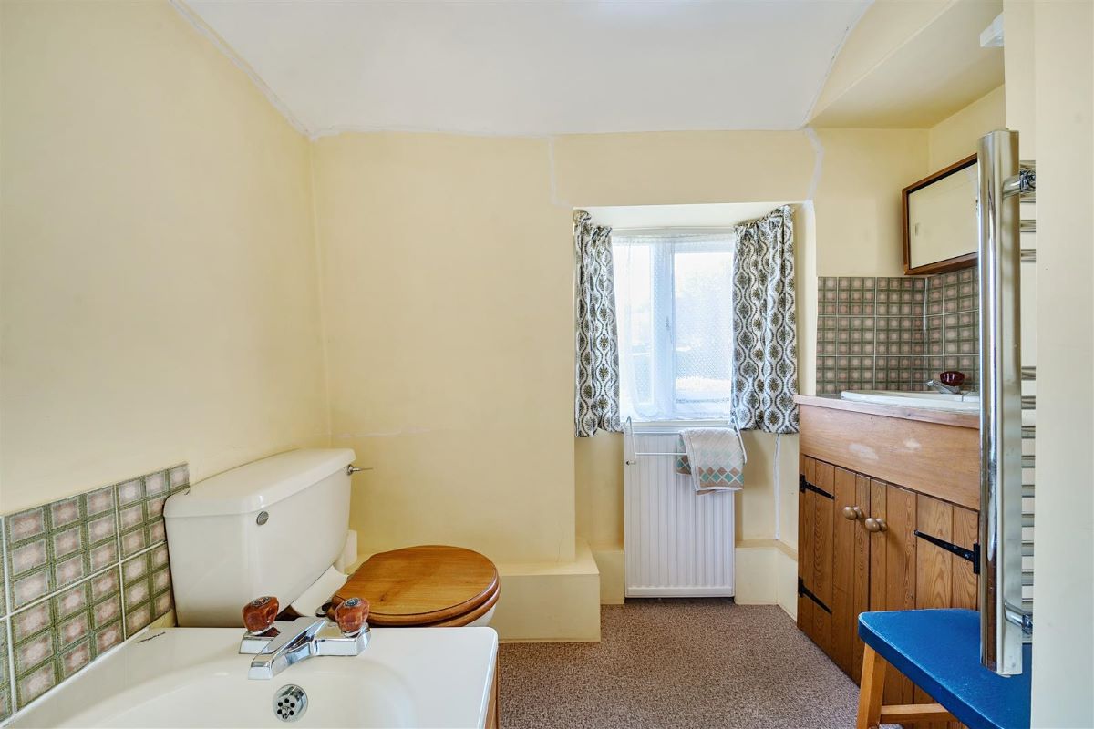 51, Wick Hill, Calne, Bremhill, SN11 9LQ