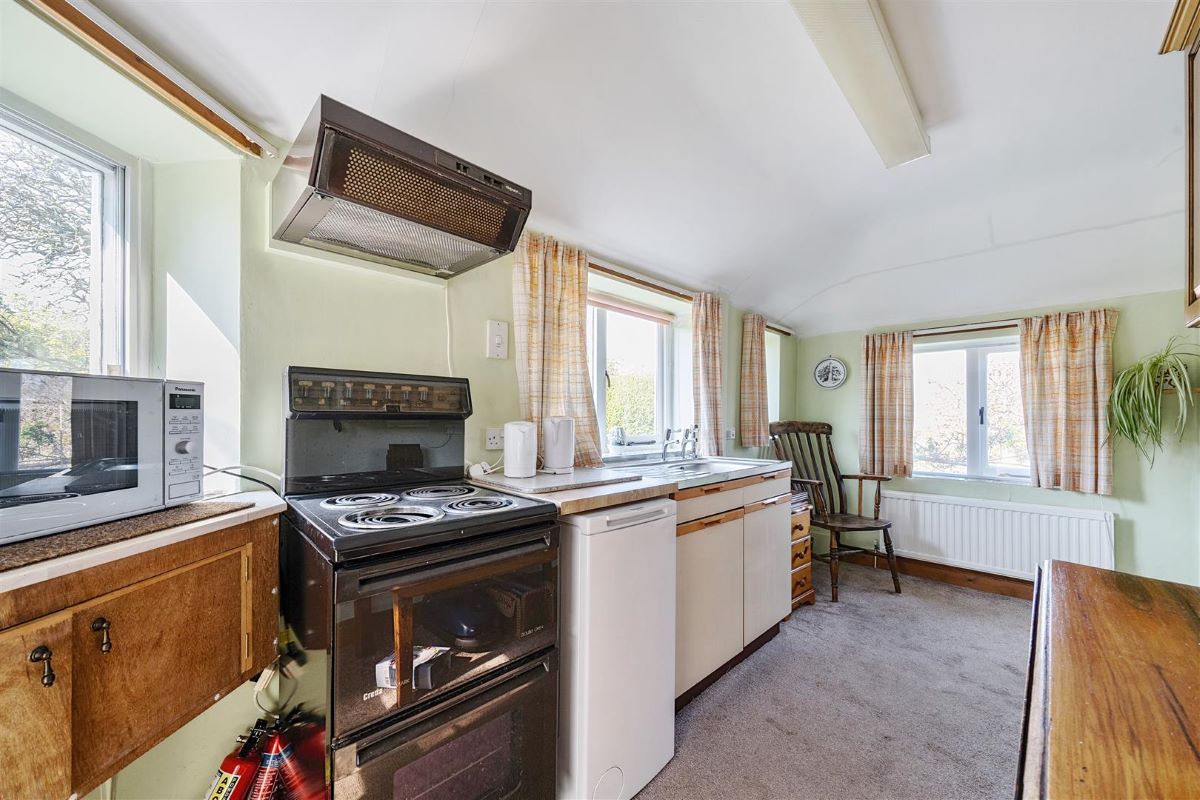 51, Wick Hill, Calne, Bremhill, SN11 9LQ