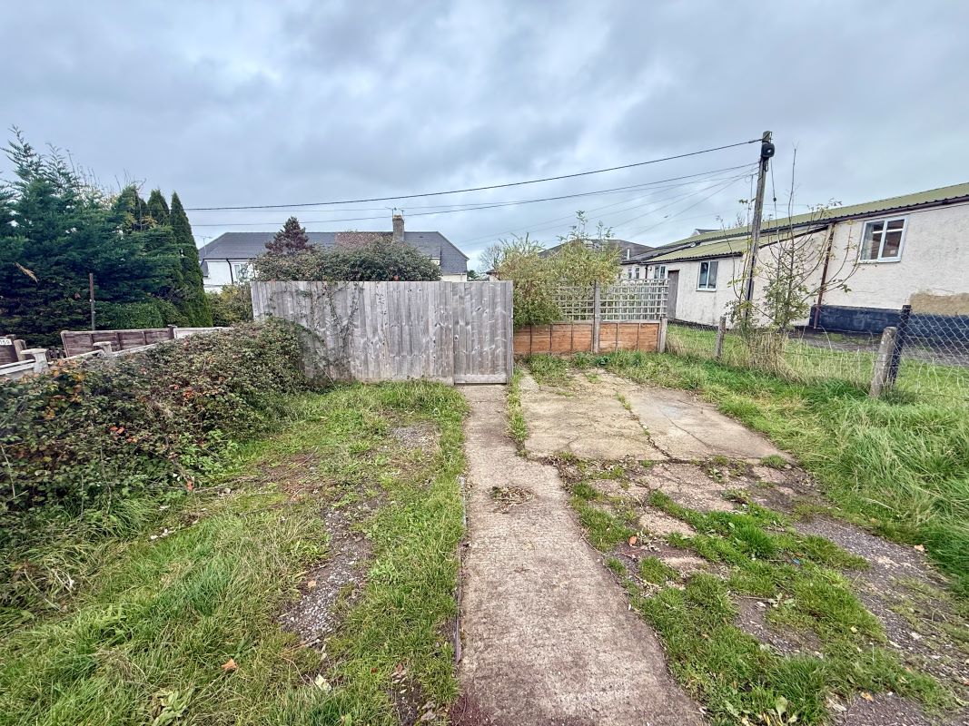 161, London Road, Chippenham, SN15 3AW