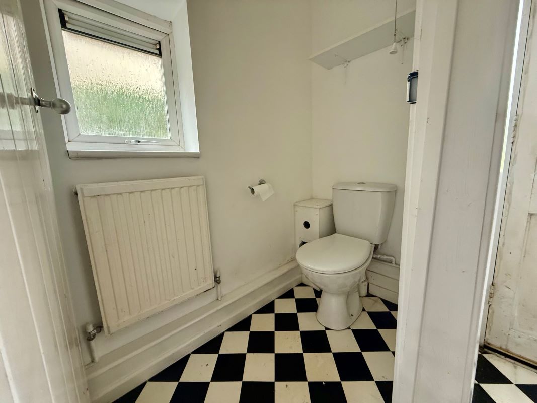 161, London Road, Chippenham, SN15 3AW