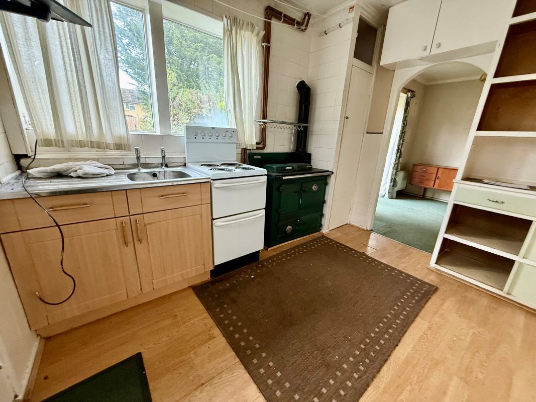 57, Whitegates, Chippenham, Castle Combe, SN14 7HQ