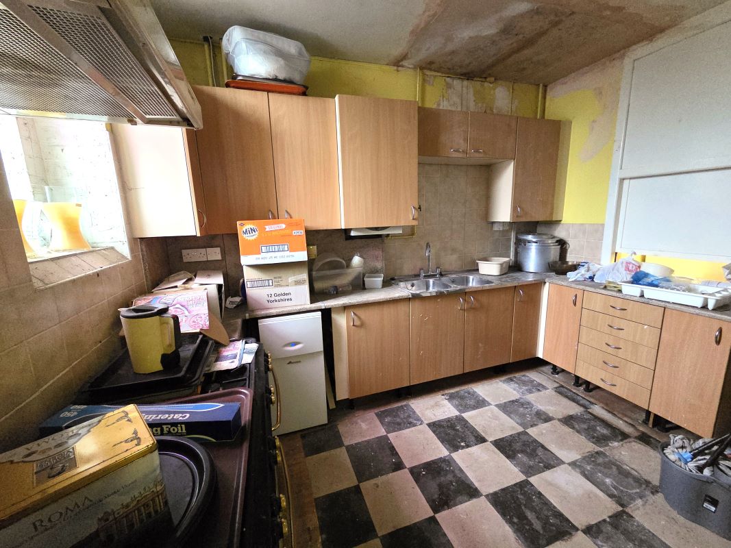 Lowden, Chippenham, SN14 0DS