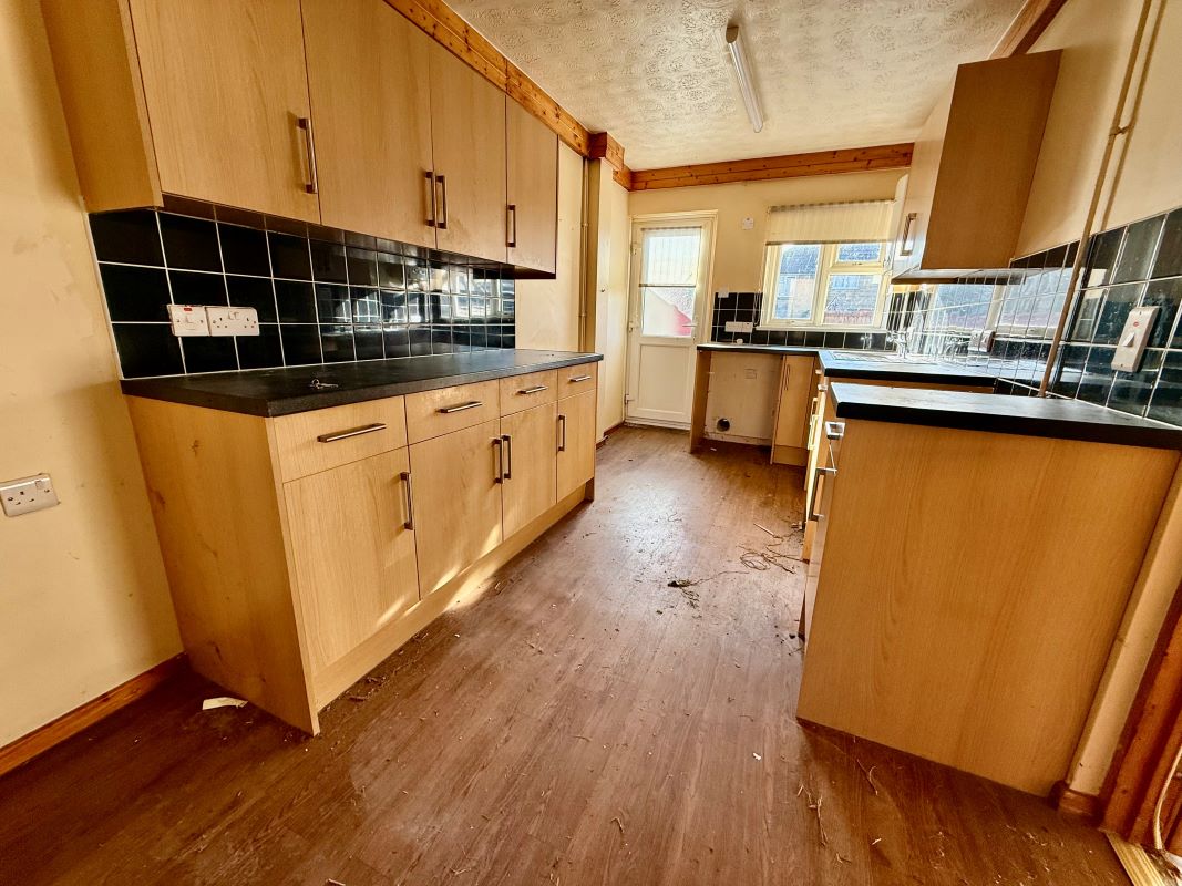 19, Broomfield, Chippenham, SN15 1DZ