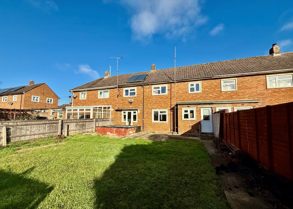 19, Broomfield, Chippenham, SN15 1DZ