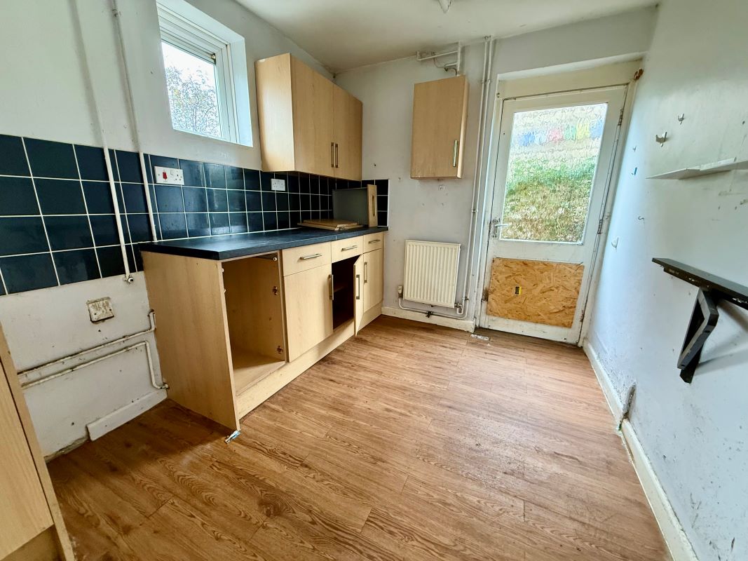 33, Ashe Crescent, Chippenham, SN15 1RN