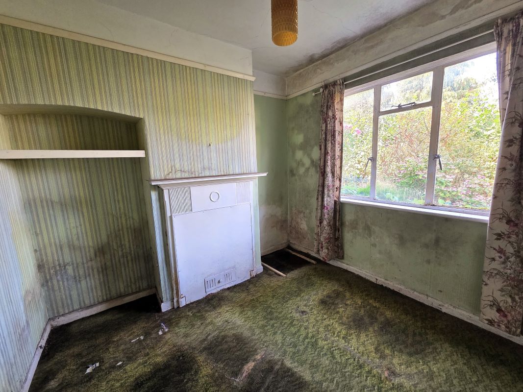 175, London Road, Chippenham, SN15 3AW