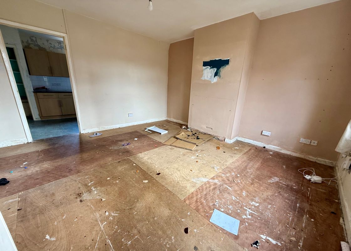 12, Southway, Trowbridge, BA14 7AJ