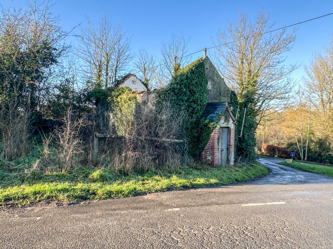 Brokenborough, Malmesbury, SN16 0HY