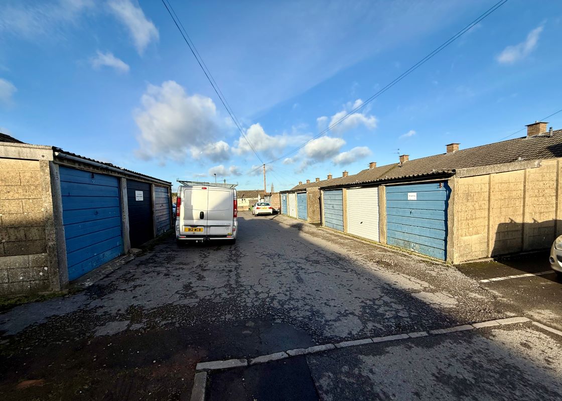 11 Garages off, Feltham Drive, Frome, BA11 5AW